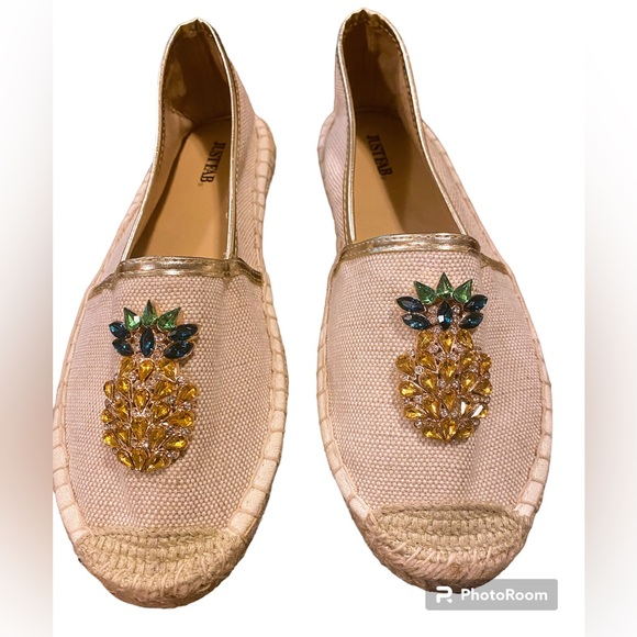JustFab Shoes - 🍍JustFab~Khaki/Tan/Gold Pineapple Espadrilles Size 9 New!!!